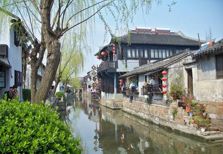 苹果期权聚焦:1月30日成交67.72万张,未平仓合约532.82万张